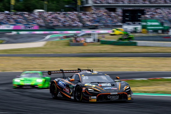 Ben Dörr fuhr zu seinem ersten Sieg in der DTM