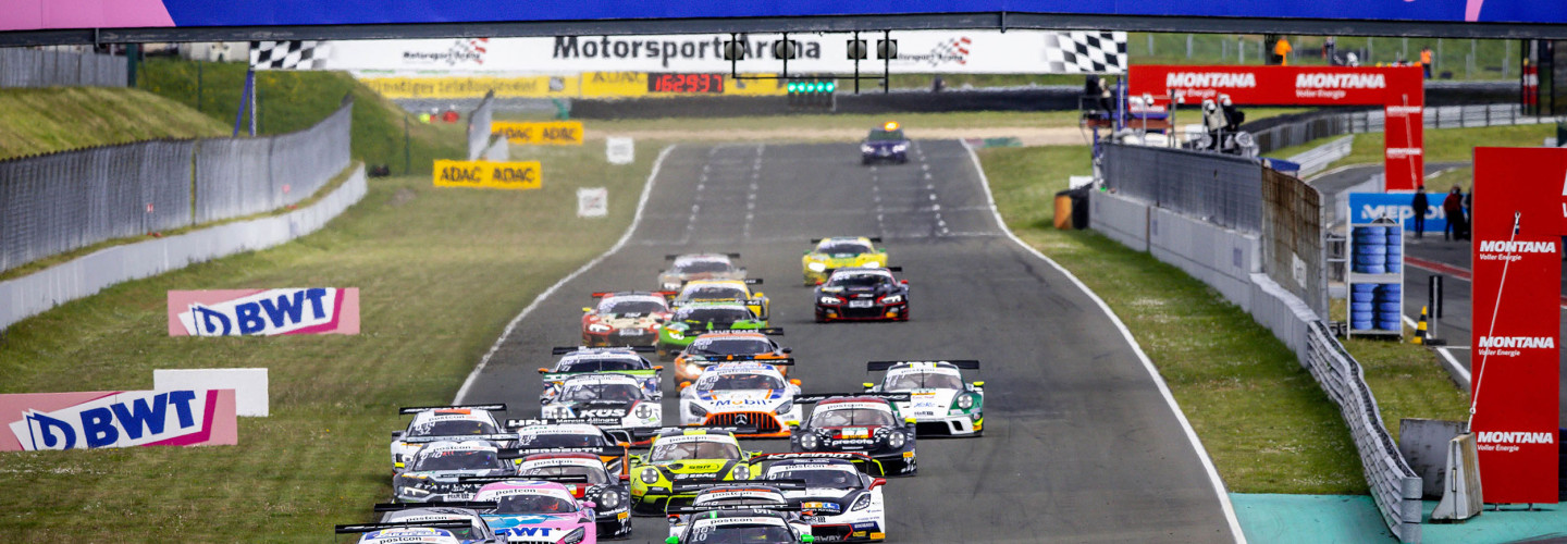 Die Mercedes-AMG-Werkspiloten Maximilian Buhk und Raffaele Marciello siegten in Oschersleben im Samstagsrennen