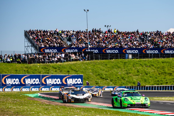 Nach seinem Premierensieg möchte Ayhancan Güven am Dekra Lausitzring nachlegen