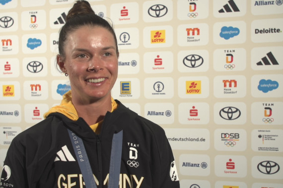 Im Interview spricht Golf-Silbermedaillengewinnerin Esther Henseleit u.a. über ihre Eindrücke vom Wettkampf sowie der Bedeutung ihres geschichtsträchtigen Medaillengewinns.