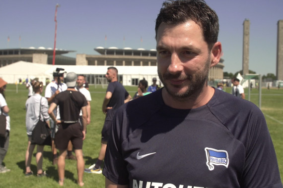 Hertha-Coach Sandro Schwarz hat im Interview u.a. über die Bedeutung von Inklusion im Fußball gesprochen.