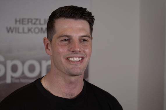 In den Interviews sprechen die drei Startup Gründer Daniel Selling (ASKYN), Lisa Selling (The Oater) und Roman Voulfson (Habbys/ Food Dynamics) u.a. über die Möglichkeiten von Networking im Rahmen des Events und ihre Startups.