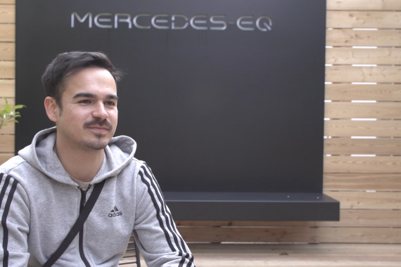 Content Creator Erné Embeli spricht im Interview unter anderem über das dreitägige Event, das Treffen in der Strassenkicker Base, die Besonderheiten des Turniers und die Chance durch solche Veranstaltungen die Bekanntheit des eSports zu steigern
