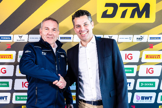 ADAC Motorsportchef Thomas Voss und Michael Strohmenger, Geschäftsführer von CineStar (l-r)