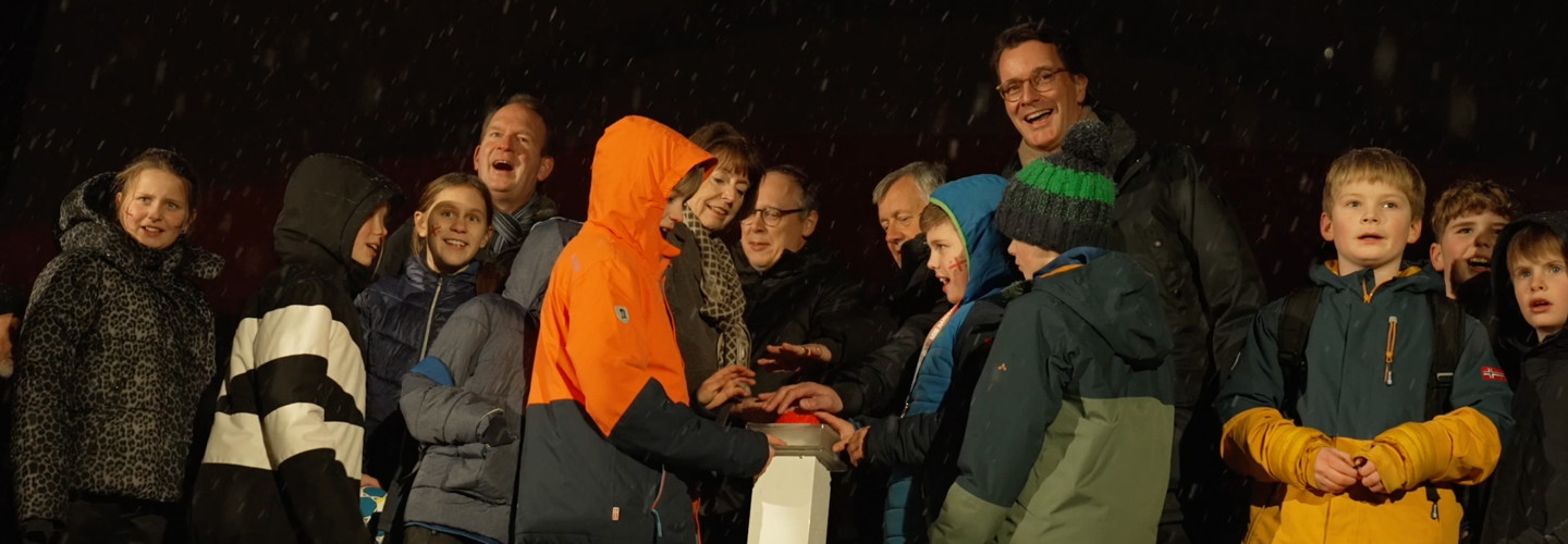 Den visuellen Startschuss zur EHF EURO 2024 in Köln gaben NRW-Ministerpräsident Hendrik Wüst und Kölns Oberbürgermeisterin Henriette Reker.
