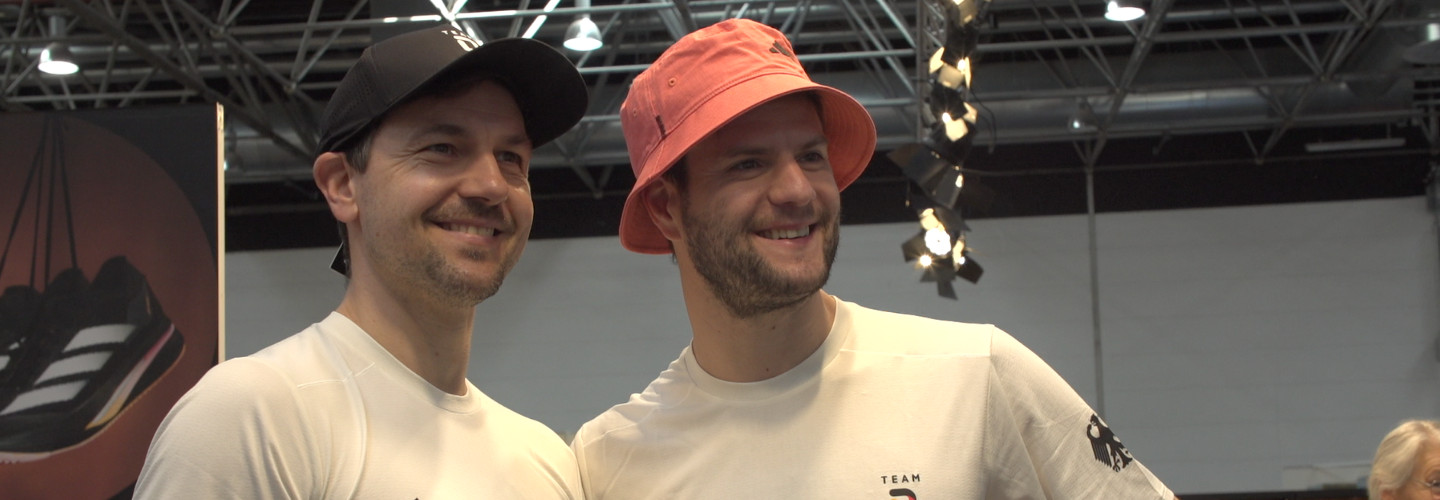 DTTB-Männer um Timo Boll erhalten ihre Outfits