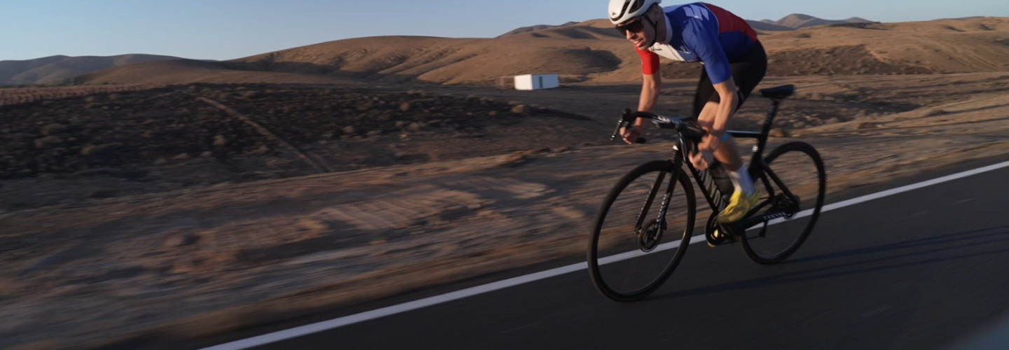 Themenbild - Tim Hellwig auf dem Rennrad