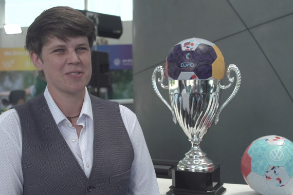 Im Interview spricht Corinna Griese, Mitglied des WeDriveProud-Netzwerks von Volkswagen, u. a. über Gleichberechtigung und Vielfalt im Sport.