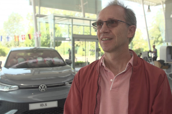 Im Interview spricht Beat Wehrle, Programm-Vorstand terres des hommes, u. a. über Gleichberechtigung und Vielfalt im Sport.