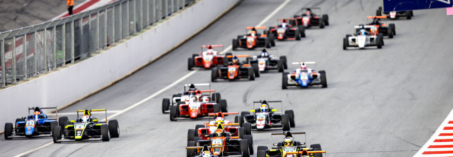 Tim Tramnitz muss Bearman trotz Pole Position vorbeiziehen lassen