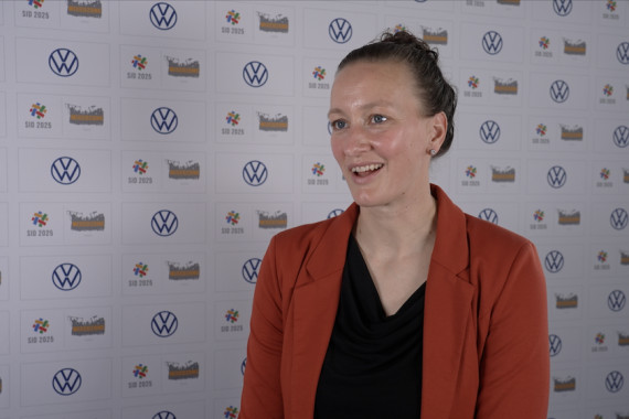 Im Interview spricht Almuth Schult, Europameisterin und siebenmalige DFB-Pokalsiegerin, u.a. über die Bedeutung des Aufschwungs im Frauenfußball und die Beweggründe ihres Karriereendes.