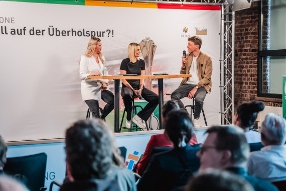 SID Mixed Zone - "Frauenfußball auf der Überholspur?!"