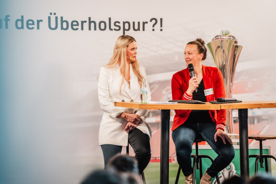 SID Mixed Zone - "Frauenfußball auf der Überholspur?!"