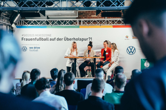 SID Mixed Zone - "Frauenfußball auf der Überholspur?!"
