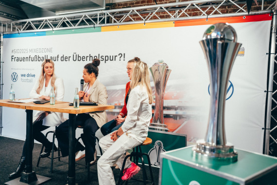 SID Mixed Zone - "Frauenfußball auf der Überholspur?!"
