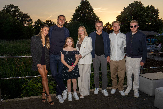 Familie Weber mit Alexander Zverev und Freundin Sophia Thomalla