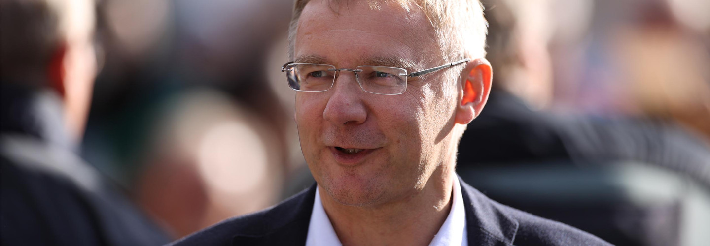 Besitzer Eckhard Sauren