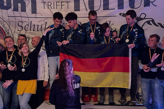 Mitte: FS 4-way Airbus Oceanside Illertissen