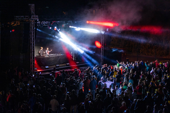 Volles Haus beim Auftritt von „Gestört aber GeiL“