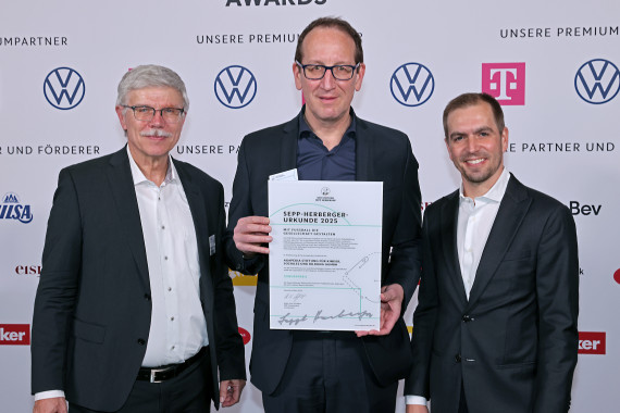 Preisträger: AGAPEDIA Stiftung