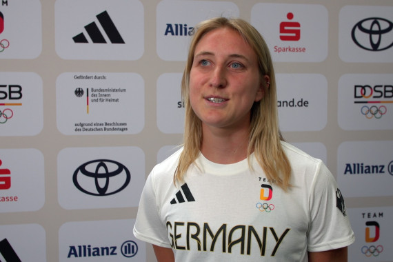 Im Interview spricht Hockey-Nationalspielerin Benedetta Wenzel über die Einkleidung sowie ihre erste Nominierung und persönlichen Ziele.