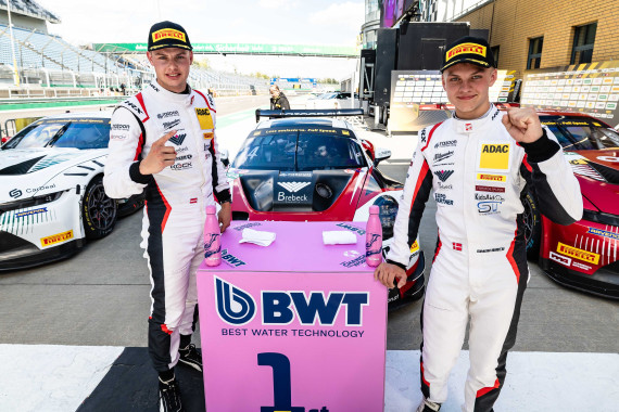 Die Sieger: Leo Pichler und Simon Birch von Razoon – more than racing