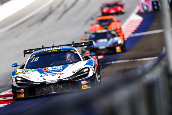 Timo Glock pilotiert einen McLaren 720S GT3 Evo von Dörr Motorsport