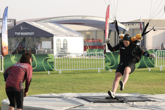 Ziellandung Elischa Weber