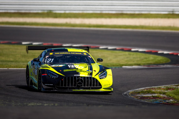 SR Motorsport by Schnitzelalm gelang die Tagesbestzeit