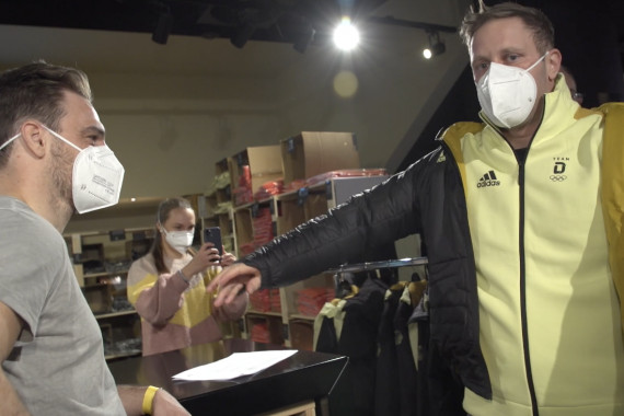 Schnittbilder von der Einkleidung der DSV-Abfahrer