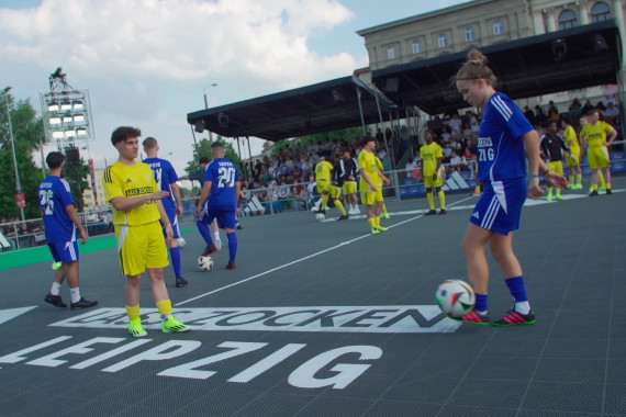 Schnittbilder der Fußball-Eventreihe "Lass Zocken" in Leipzig.