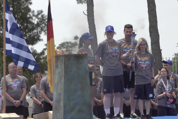 Newsbeitrag: Flame of Hope entzündet