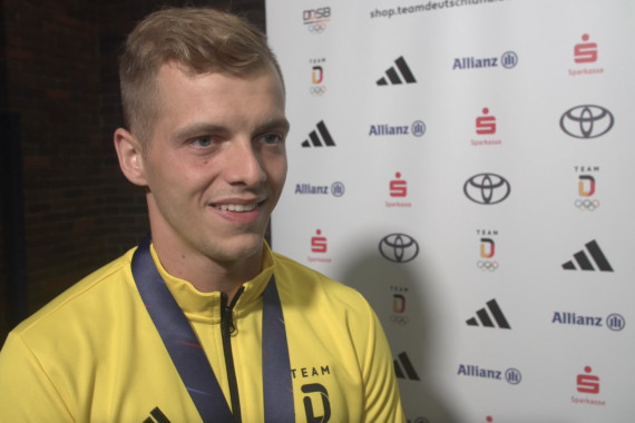 Im Interview spricht Wasserspringer Timo Barthel, u.a. über seinen Gold-Erfolg im 10-Meter-Turmspringen und mit welchen Erwartungen er zur Weltmeisterschaft nach Japan fährt.