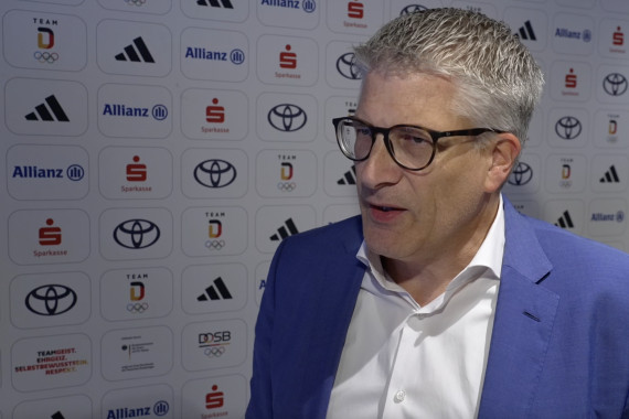 Im Interview spricht Stefan Raid, 1. Vorsitzender DSJ, über das Event in Paris und erläutert die Bedeutung des Jugendlagers für Nachwuchsathleten.