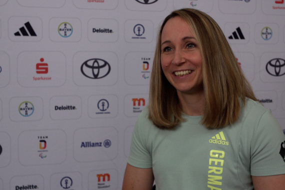 Im Interview spricht Annika Zeyen-Giles u.a. über die Paralympischen Spiele und den Unterschied zu Japan 2021.