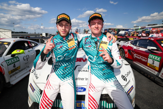 Salman Owega und Finn Wiebelhaus sind die neuen Tabellenführer des ADAC GT Masters