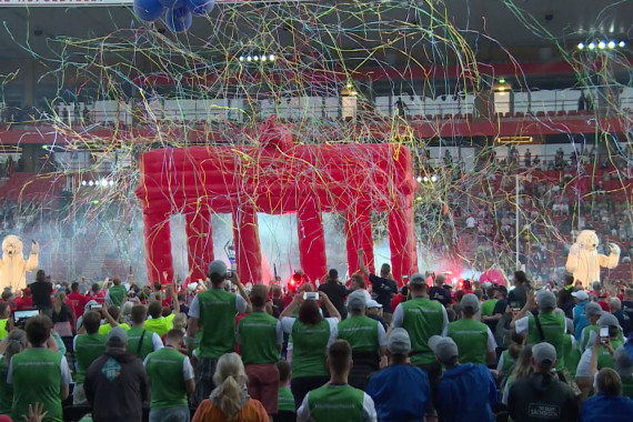 Footage vom Programm der Eröffnungsfeier der Special Olympics Nationalen Spiele Berlin 2022.