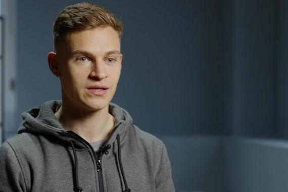 Im Interview spricht Fußballer Joshua Kimmich über seinen Alltag und die Partnerschaft mit Gillette.