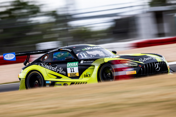 Schnitzelalm Racing reist mit zwei Mercedes-AMG GT3 zum ADAC GT Masters-Saisonfinale nach Hockenheim
