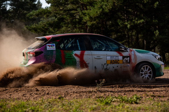 Vor dem Rennwochenende auf dem DEKRA Lausitzring stand für vier DTM-Fahrer ein Rallye-Abenteuer an