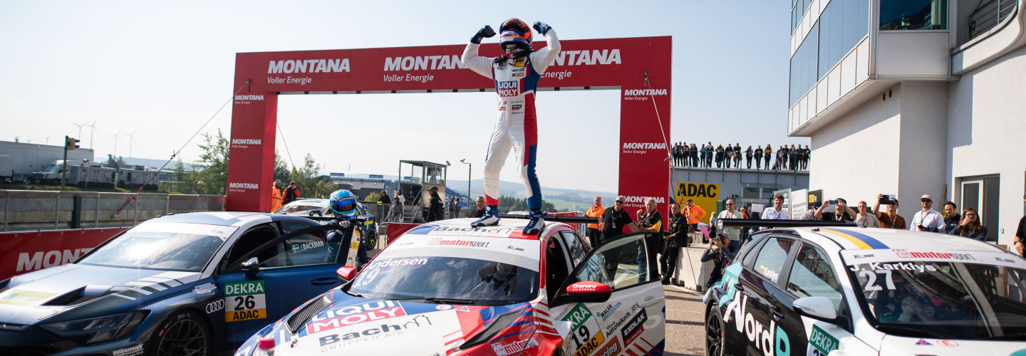 Martin Andersen schreit seine Freude über den Titelgewinn heraus