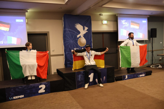 IPS - WC Siegerehrung mit Niko Johann (Mitte)
