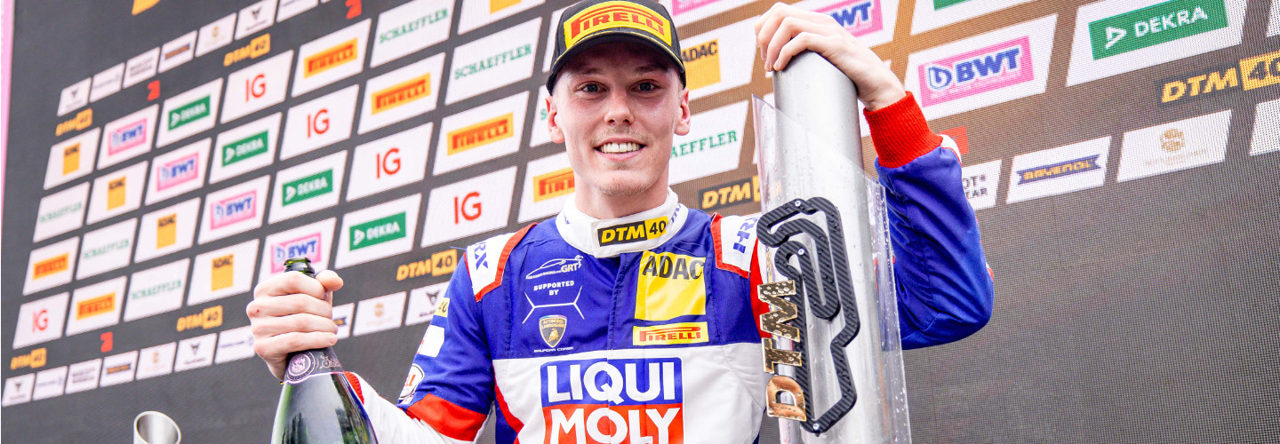 Luca Engstler jubelte in Oschersleben über seinen ersten DTM-Sieg