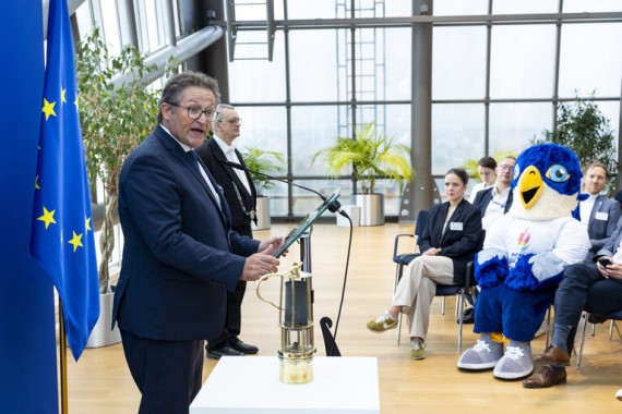 2025-06-06-Brüssel-Übergabe_2