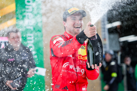 Lucas Auer möchte die erste Saisonhälfte als Tabellenführer abschließen