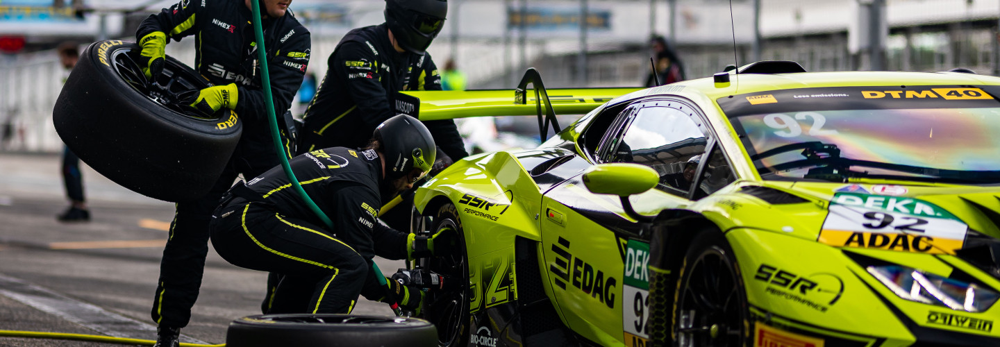 Bis 2025 ziehen die Teams in der DTM Reifen von Pirelli auf