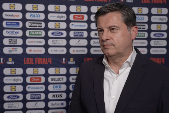 Am Rande der SID MixedZone hat der Gründer und Gesellschafter der Dyn Media GmbH Christian Seifert u.a. über die Position und Herausforderungen des Handballsports in der Medienwelt gesprochen.