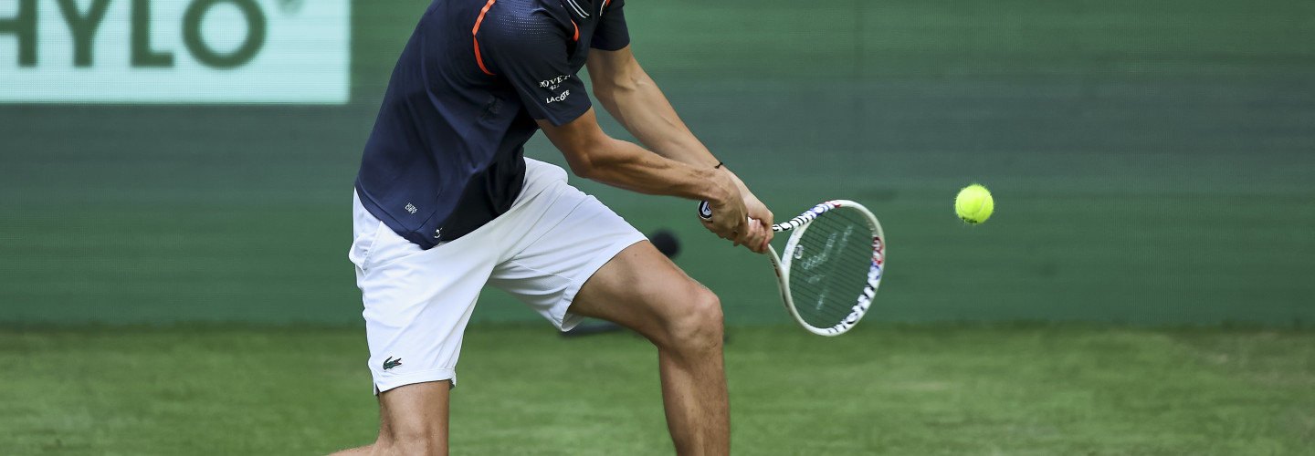 Der topgesetzte Medvedev spielt seine Achtelfinalpartie am Mittwoch gegen den Serben Djere