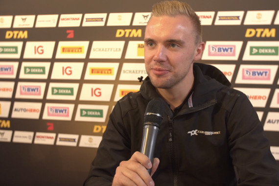 Tim Heinemann spricht im Rahmen des ADAC Pressebrunch u.a. über den Unterschied vom virtuellen zum realen Rennen und seinen Raketenstart in die DTM.