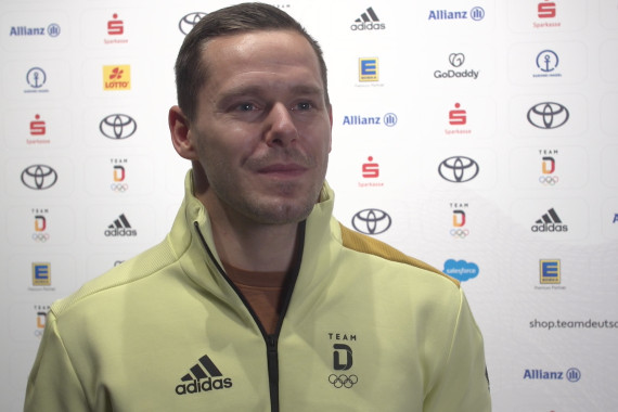 Im Interview nennt Skeleton-Weltmeister Christopher Grotheer den Olympiasieg in Peking sein klares Ziel. Seine generellen Erwartungen an die Spiele schraubt er wegen der Corona-Pandemie deutlich nach unten.